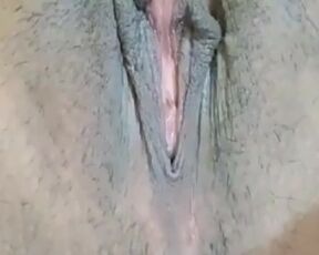 Asian girl suking her pussy