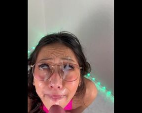 Lily the tiny asian takes massive facial