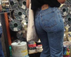 Great ass, nice jeans