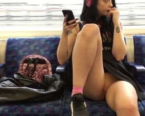 Upskirt metro