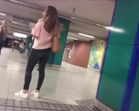 Cute teen asses waiting for the metro HD