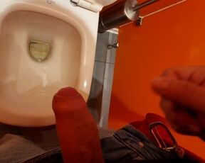 Guy CUMS in PUBLIC bathroom THERE ARE OTHER PEOPLE!