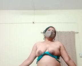 Bhabhi very hot dance for all.