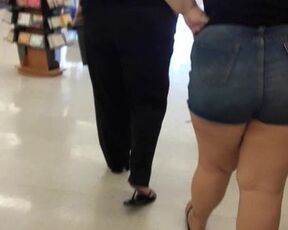 Bbw candid