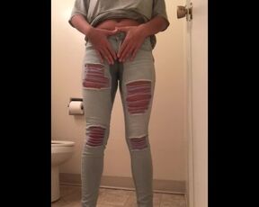 Desperate Teen Pees in her Jeans and Likes it