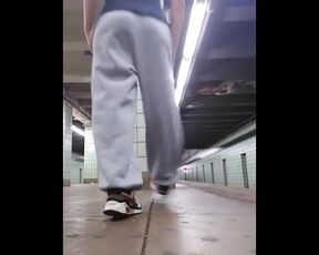 Ebony Dared to Masturbate @ new York Subway