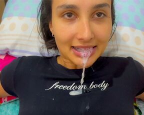 STEP SISTER MORNING BLOWJOB WITH DEEP THROAT AND CUM IN MOUTH