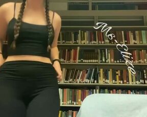 REAL 18y/o college sorority PAWG almost gets caught flashing in library